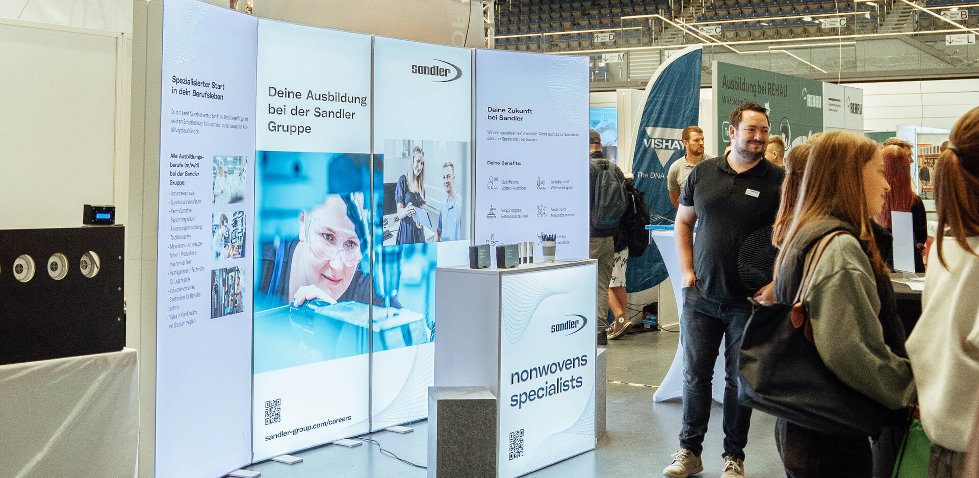 Ausbildungsmessestand mit Präsentationswänden | Sandler Group